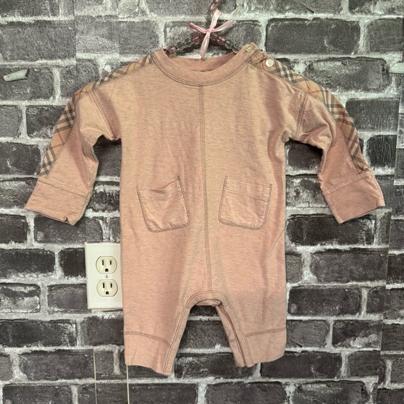Burberry Baby Girl's Colby Coverall outfit pink one piece nova check - Picture 1 of 13